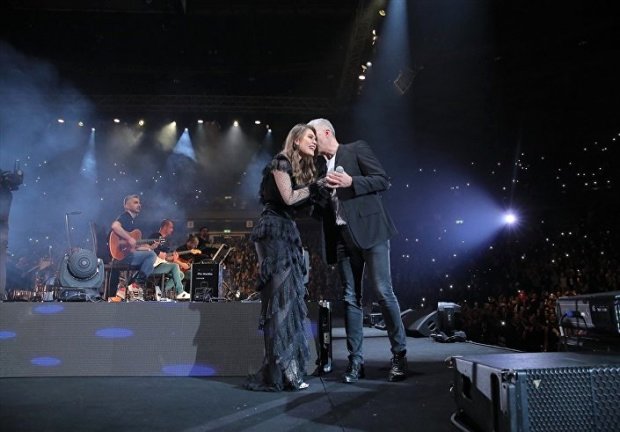 Özcan Deniz İsrailde Verdiği Konserden 1 Milyon TL Kazandı