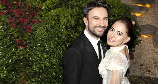 Megastar Tarkandan Romantik Evlilik Yıldönümü Kutlaması
