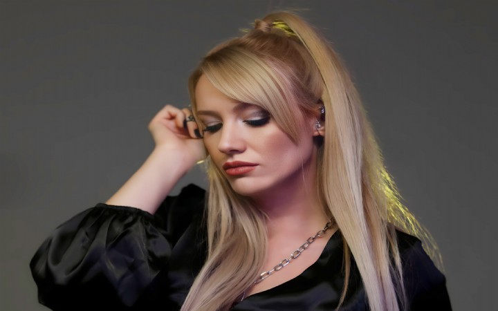 Ecem Okan’dan Sarsıcı Bir Çığlık: 'Adaleti Arama'