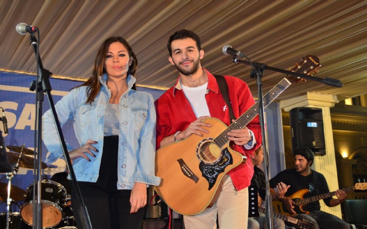 İlk konserinde tam  not aldı!