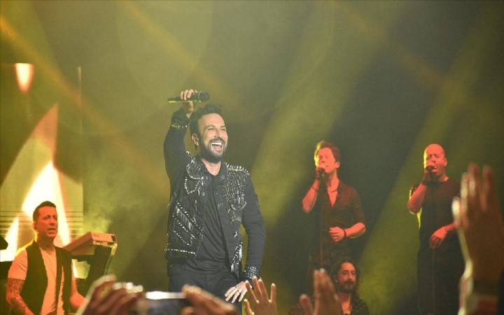 Viyana ve Amsterdam'da Tarkan heyecanı